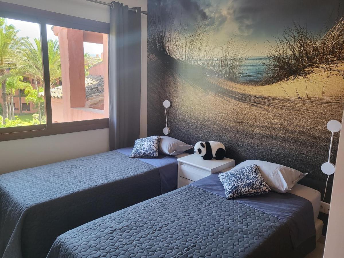 Lovely Penthouse On The Beach, Amazing Views Marbellac